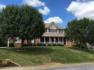 2002 Hackberry Dr, Jonesborough, TN 37659
