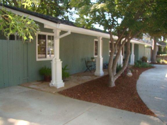 3rd image of 1370 Rosalia Ave