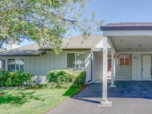 1010 NW 135th St APT B, Vancouver, WA 98685
