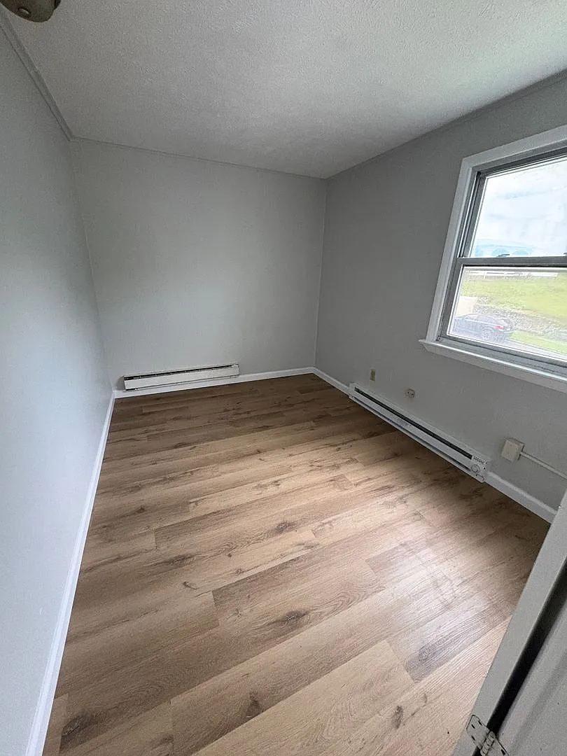 267 Brodhead Ave — Photo 3