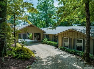 35 Elm Ct, Highlands, NC 28741