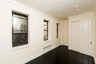 Rented by Ariel Real Estate Inc