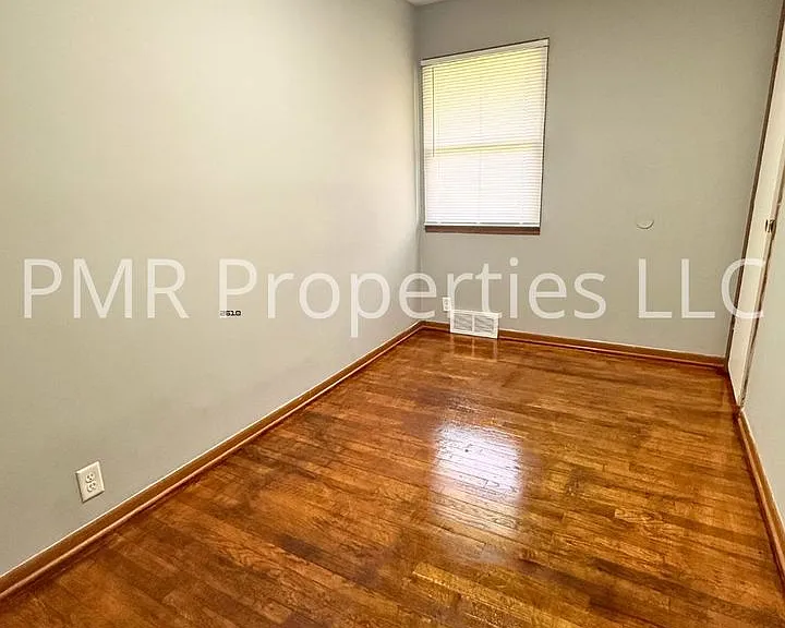 4461 Redman Ave — Photo 5
