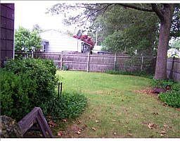 2nd image of 5 Kerri Lyn Rd