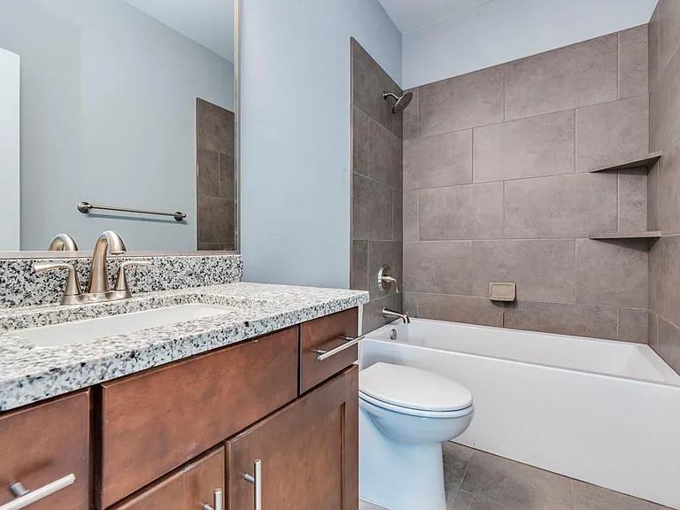 406 Post Road Dr #1 — Photo 19