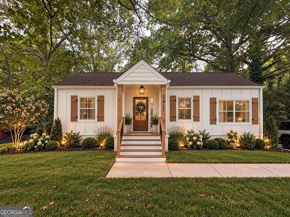 1st image of 2642 Joyce Ave