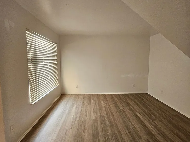 1715 E. Pepper Circle — Photo 19