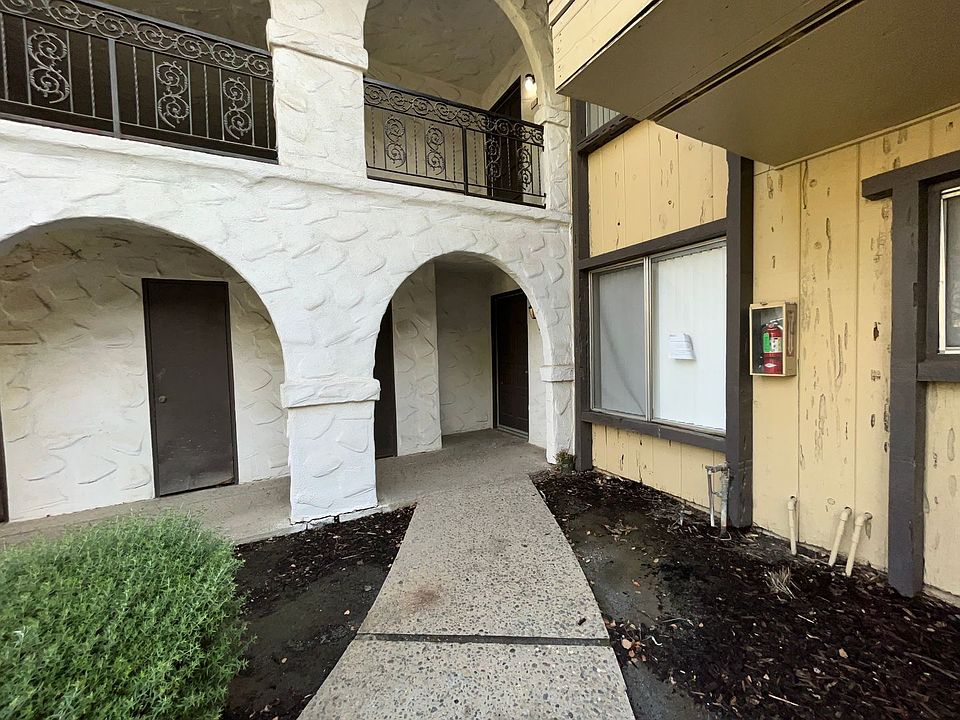 1st image of 1418 S Crowe St APT 16