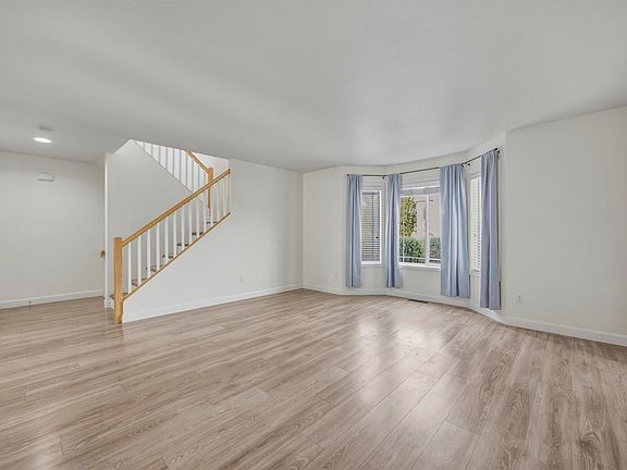 5th image of 4911 Guemes Ln