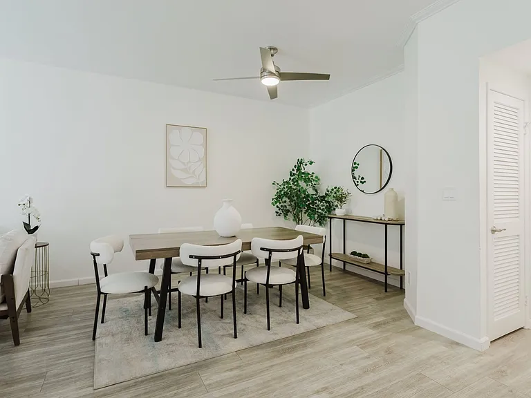 435 E Valencia Ave #105 — Photo 11