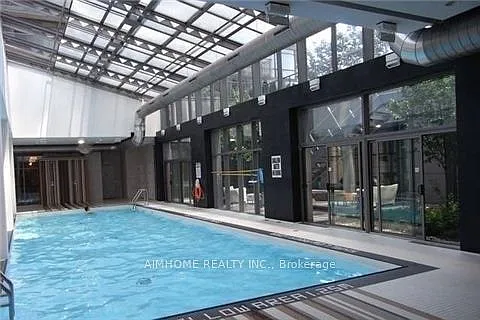 38 Grenville St #905 — Photo 2