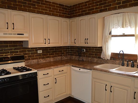 5th image of 1509 Davine Dr