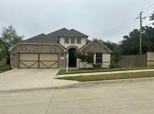 100 Rockin River Dr, Fort Worth, TX 76120