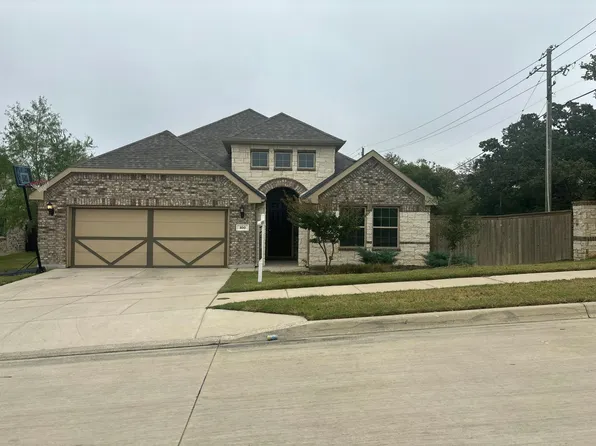 100 Rockin River Dr, Fort Worth, TX 76120