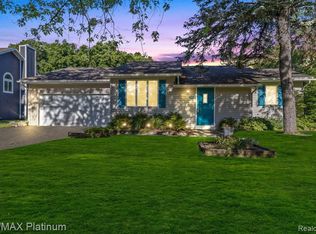 2095 Birch St, Hartland, MI