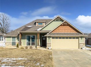 1505 Northridge Dr E, Van Buren, AR 72956