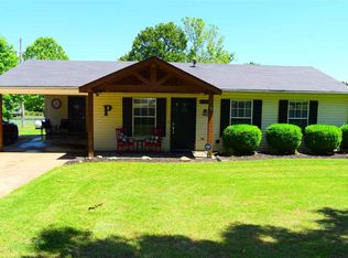 3114 Riverside Dr, Jackson, TN 38301