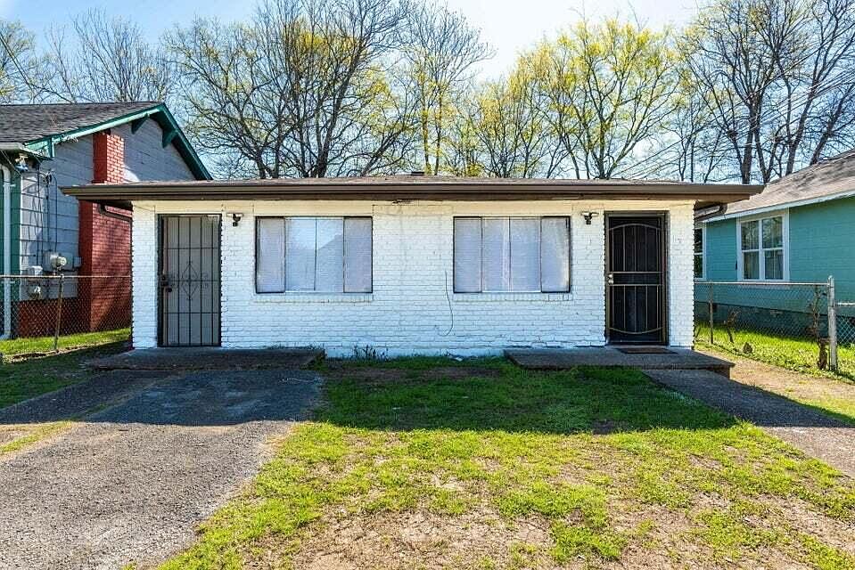1st image of 700 N Highland Park Ave