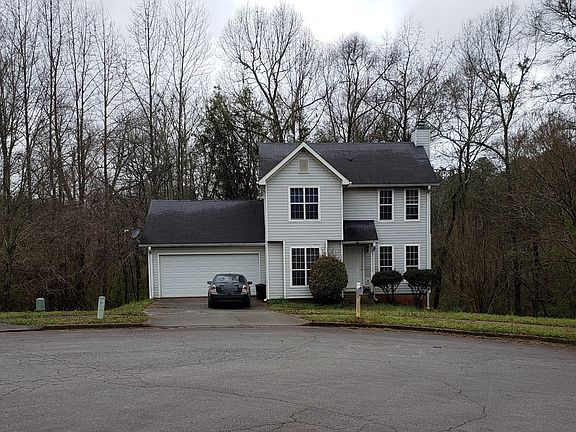 2nd image of 915 Sweetwater Way