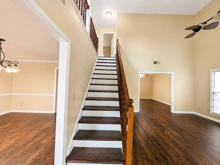 170 Pine Bridge Trl — Photo 2