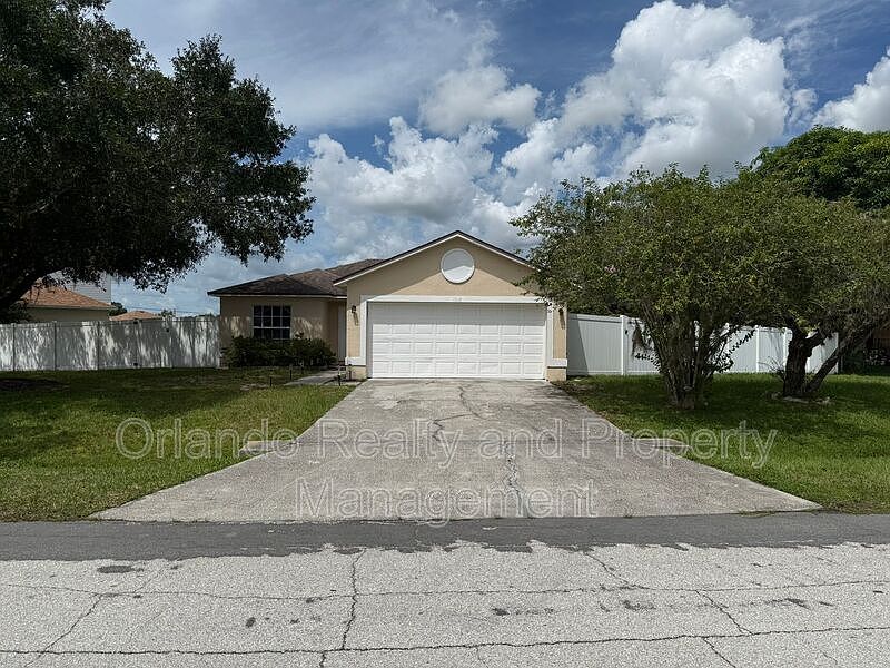1st image of 1018 Dampierre Ct