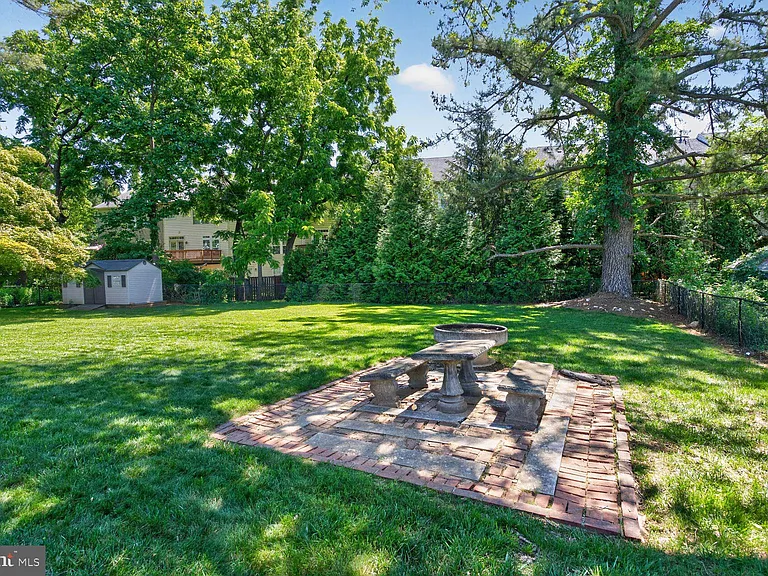 4613 Willow Run Dr — Photo 23