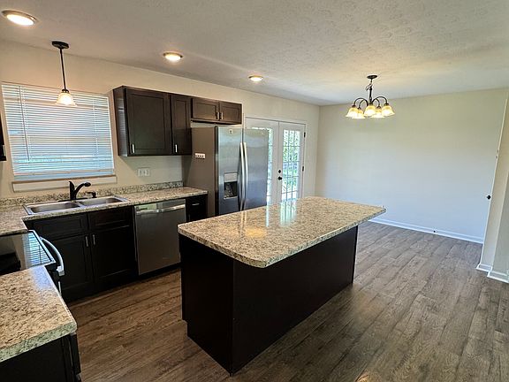 4th image of 4108 Genny Lynn Dr