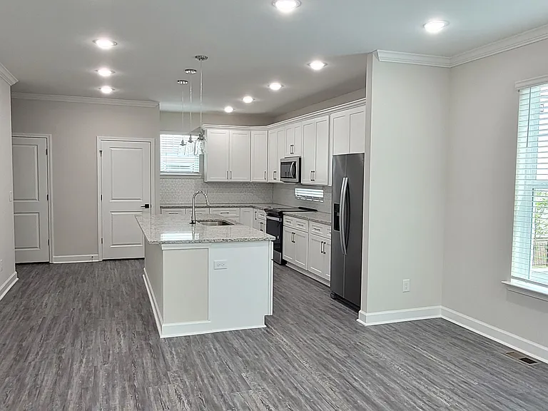 2585 Ocean Walk Dr NW — Photo 12