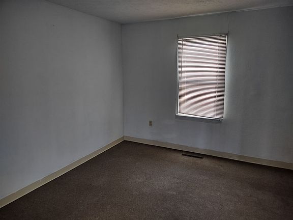 5th image of 711 Avenue F