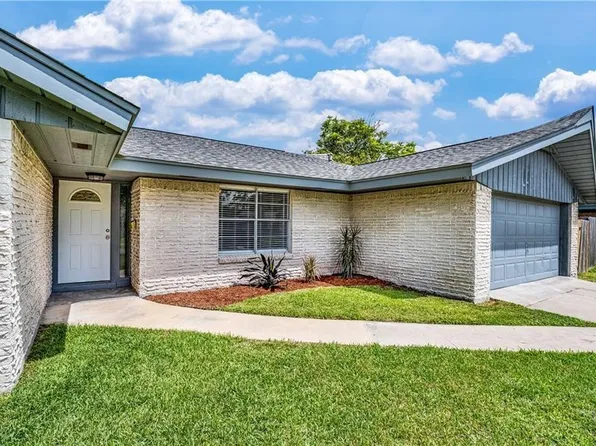 1129 Bradshaw Dr, Corpus Christi, TX 78412