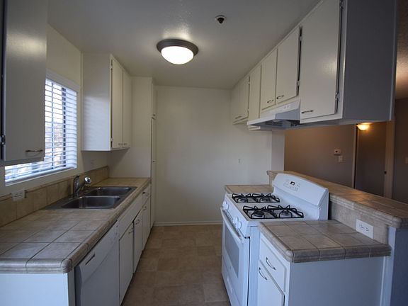 5th image of 11505 Riverside Dr APT 205