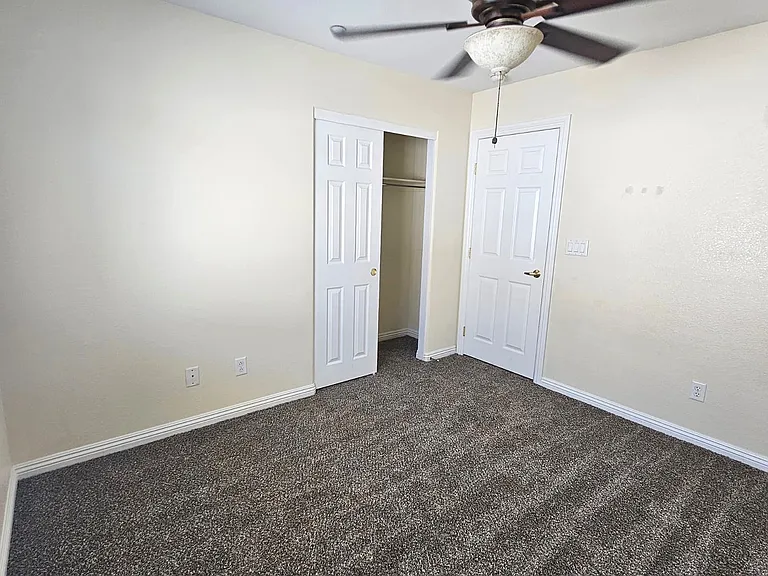 Bedroom#1 with closet
