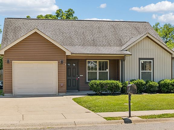 3rd image of 1262 Eagles View Dr