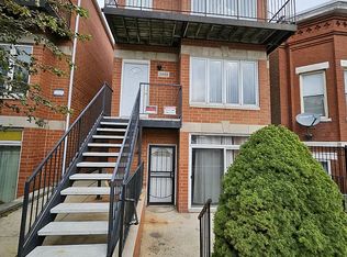 2448 W Grenshaw St #3, Chicago, IL 60612