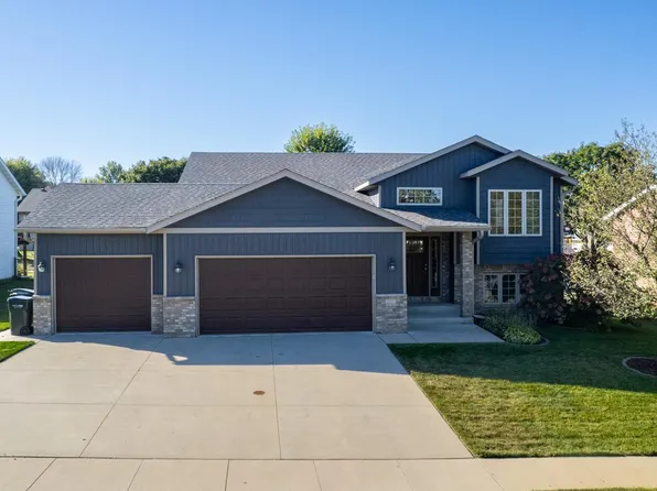 1102 9th St NW, Kasson, MN 55944