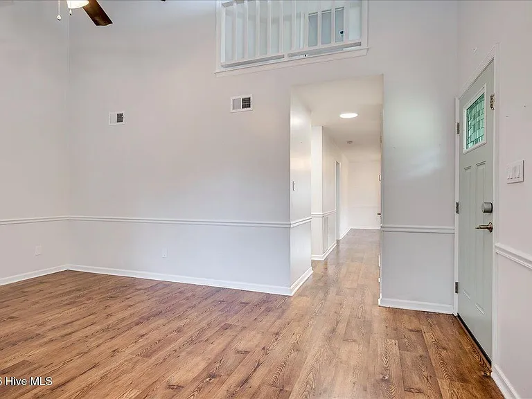 3101 Bobcat Ct — Photo 3