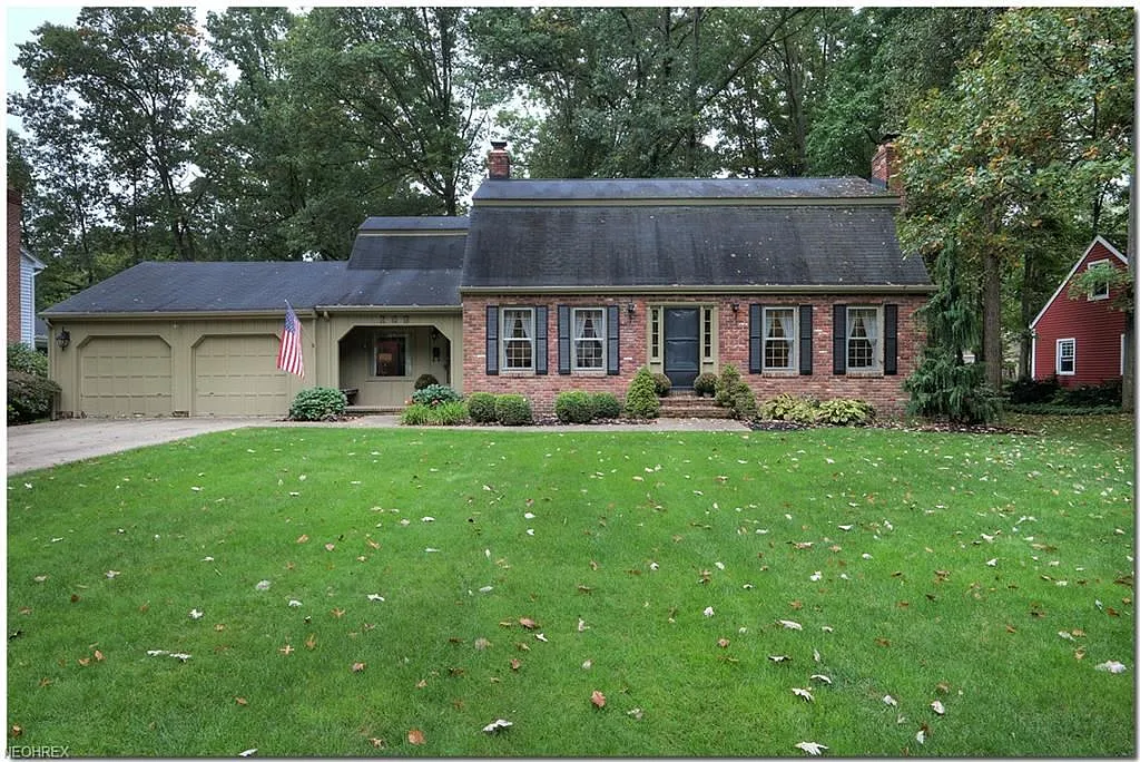 269 Bradford Dr photo 1