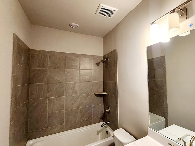 1054 Knoxboro Ln — Photo 15
