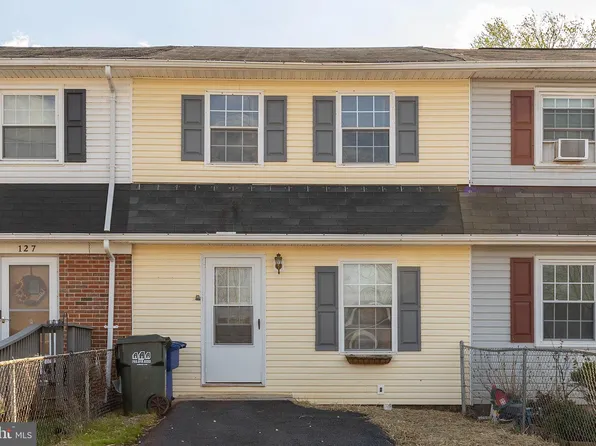 125 Beeden Ln, Front Royal, VA 22630