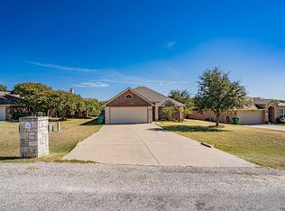 7210 Hackberry Ct, Granbury, TX 76048