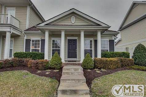 1st image of 1457 Stratford Hall Cir #1457