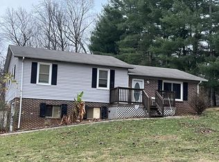 455 Southside Dr, Mc Minnville, TN 37110