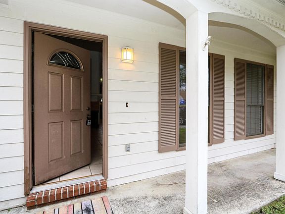 5th image of 3608 Jamestown Ln