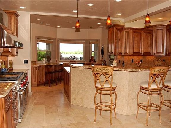 Bar/Counter Dining