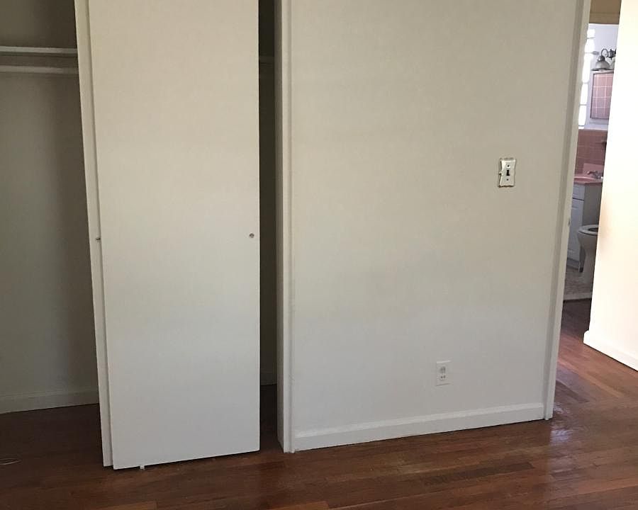 1st image of 2212 Tiemann Ave #2