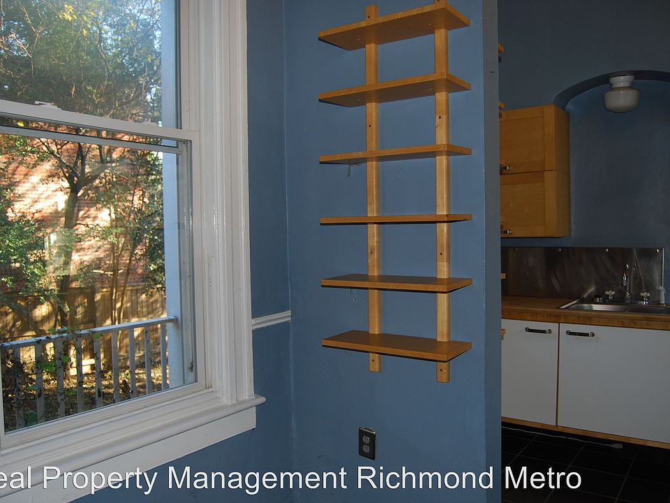 1st image of 3135 W Franklin St
