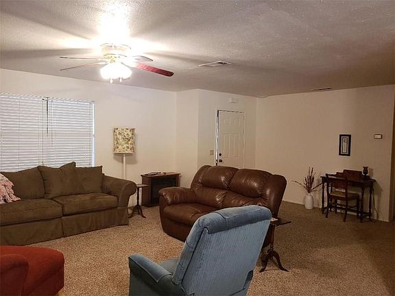 5th image of 111 Nocona Dr