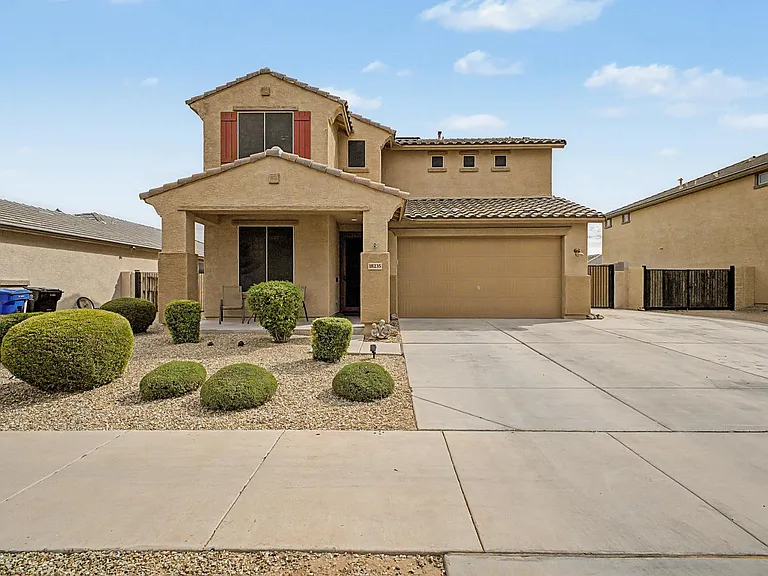 18235 W Ida Ln — Photo 1