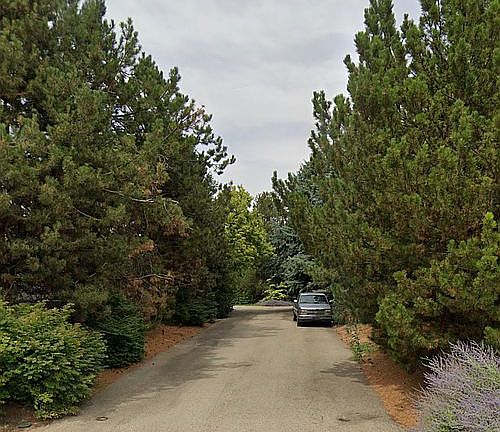 Private shared driveway 
