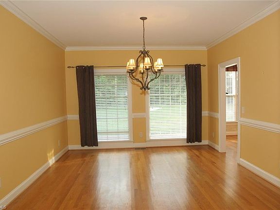 4th image of 4703 Bell Tower Ct